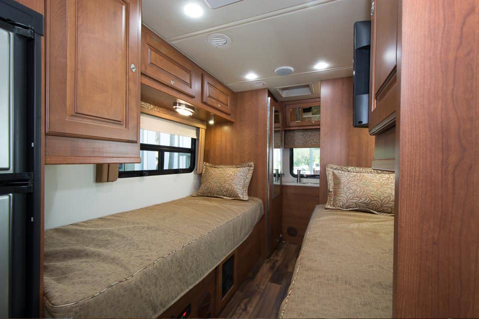 Platinum II 241XL Interior Twin Beds