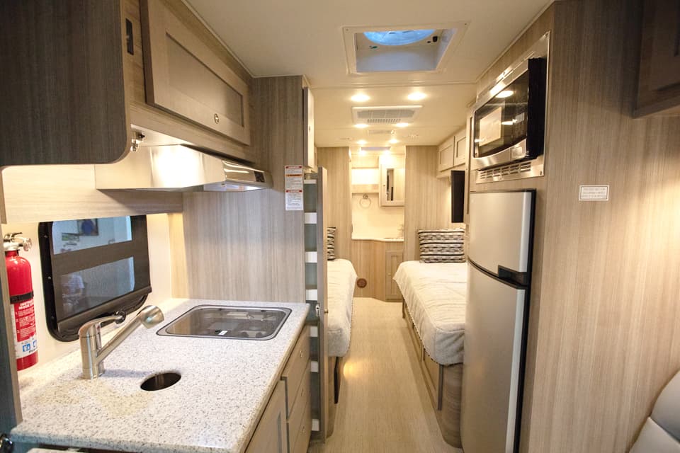 Platinum III 250 Interior Galley