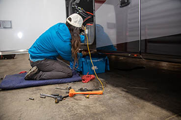 RV repair exterior