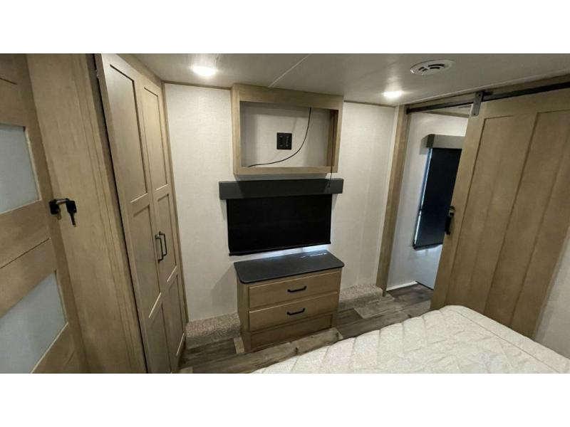 Used 2023 Keystone RV Raptor 352 Toy Hauler Fifth Wheel at Colaw RV ...
