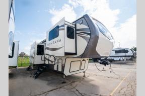 Used 2017 Keystone RV Montana 3730FL Photo