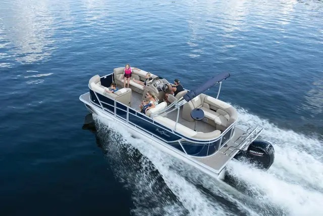 SunChaser Geneva Pontoon Boat