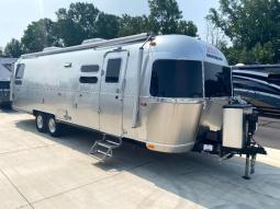 Used 2021 Airstream RV Globetrotter 30RB Photo