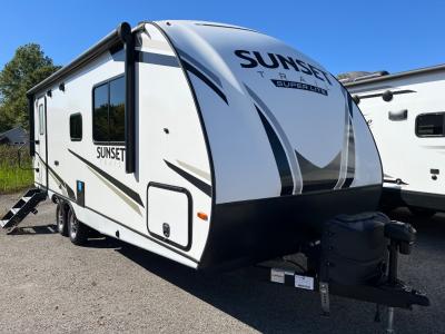 2022 CrossRoads RV Sunset Trail - Exterior - Buffalo, NY