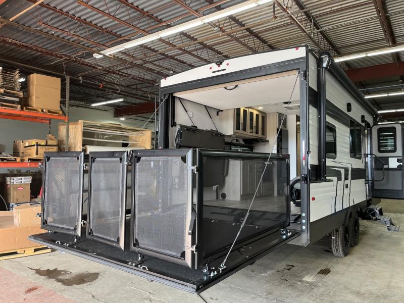 2025 Grand Design Recreational Momentum Wide Body photo 3