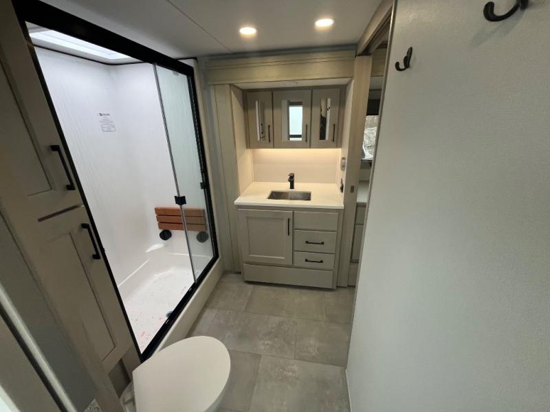 2025 Grand Design Recreational Solitude Wide body photo 13