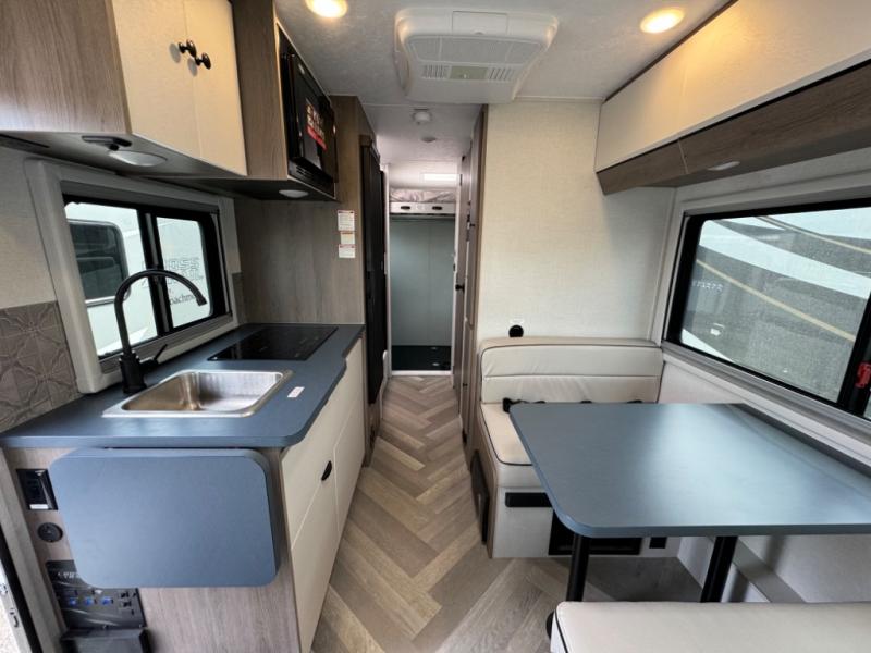 2023 Ford Transit photo 5