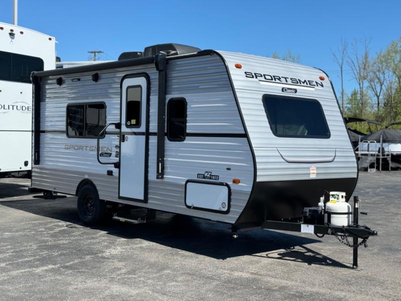 New 2024 KZ Sportsmen Classic 170MB Travel Trailer at Colton RV ...