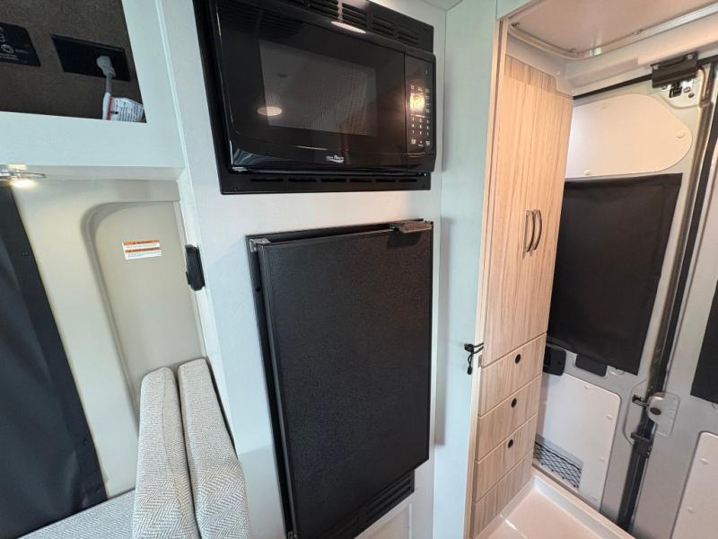2025 Ram ProMaster 1500 photo 4