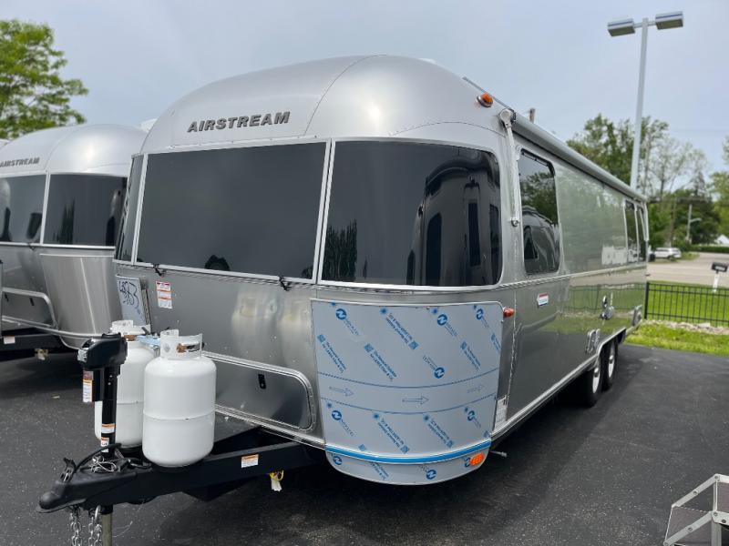 2025 Airstream International photo 3