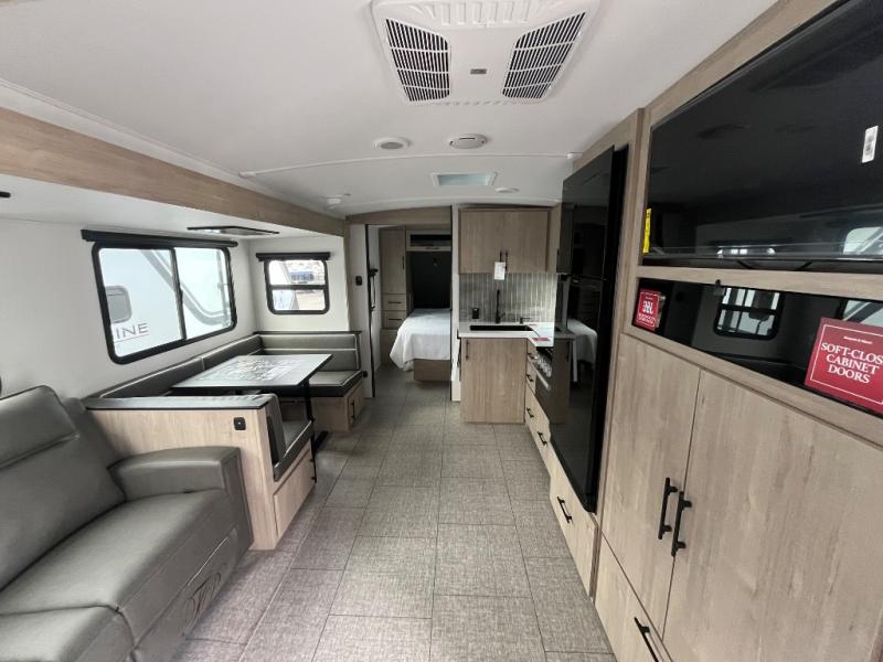 2025 Grand Design Recreational Imagine Narrow Body photo 5
