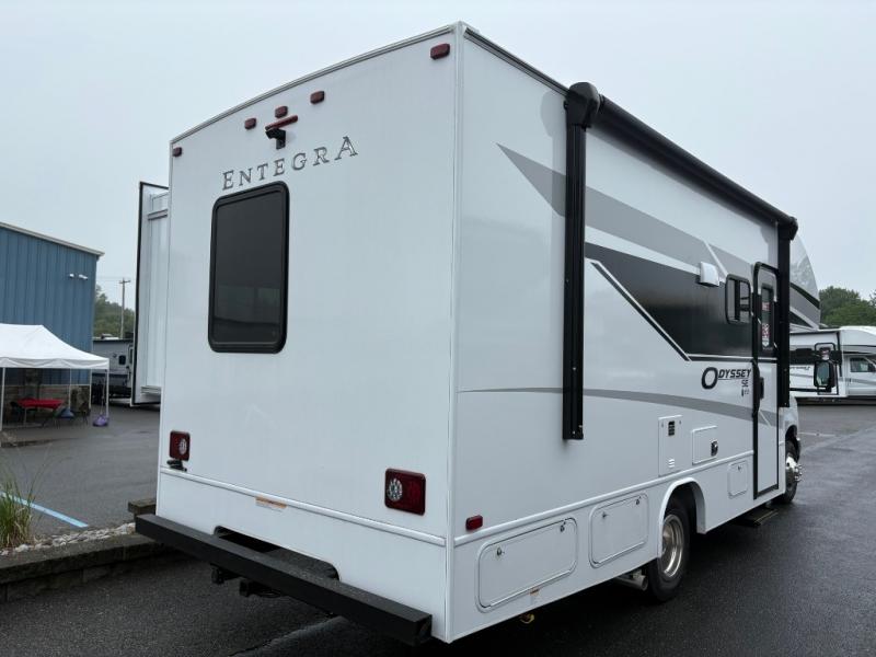 2026 Ford E-350 Base photo 3