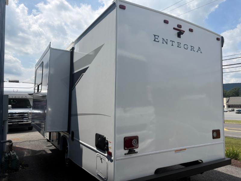 2026 Ford E-350 Base photo 5