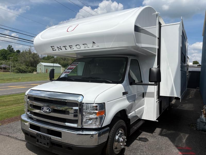 2026 Ford E-350 Base photo 3