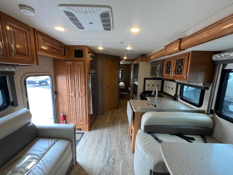2016 Ford F-550 photo 5