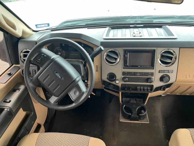 2016 Ford F-550 photo 10