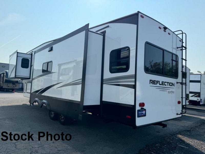 2026 Grand Design Recreational Reflection Narrow Body photo 4