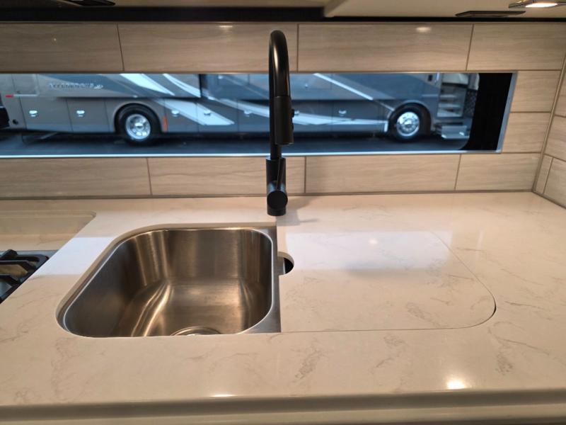 2024 Tiffin Motorhomes, Inc Breeze photo 20