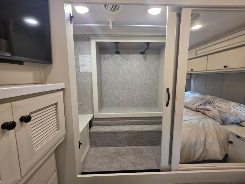2024 Tiffin Motorhomes, Inc Breeze photo 18