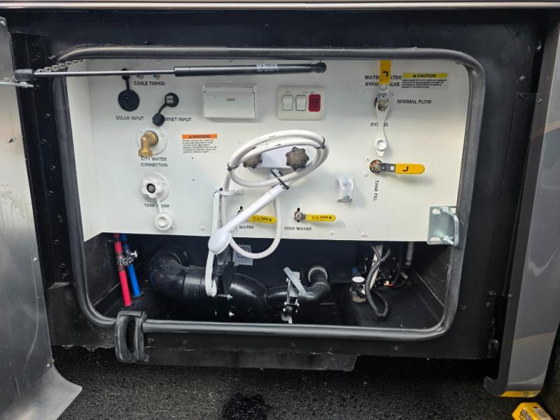 2024 Tiffin Motorhomes, Inc Breeze photo 10