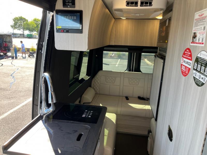 2023 Mercedes Benz Sprinter 2500 photo 24