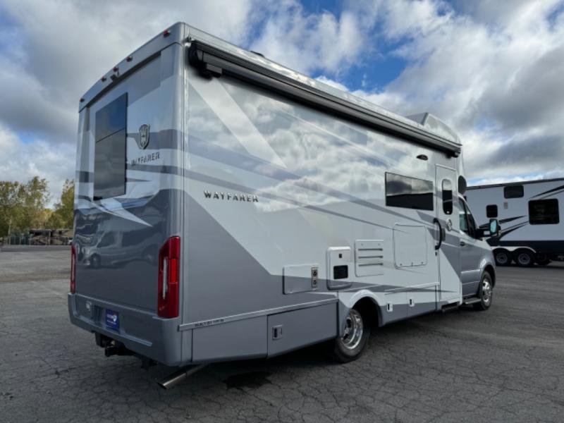 2023 Mercedes Benz Sprinter 3500 photo 4