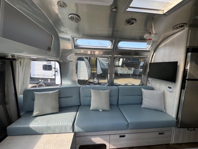 2025 Airstream International photo 15