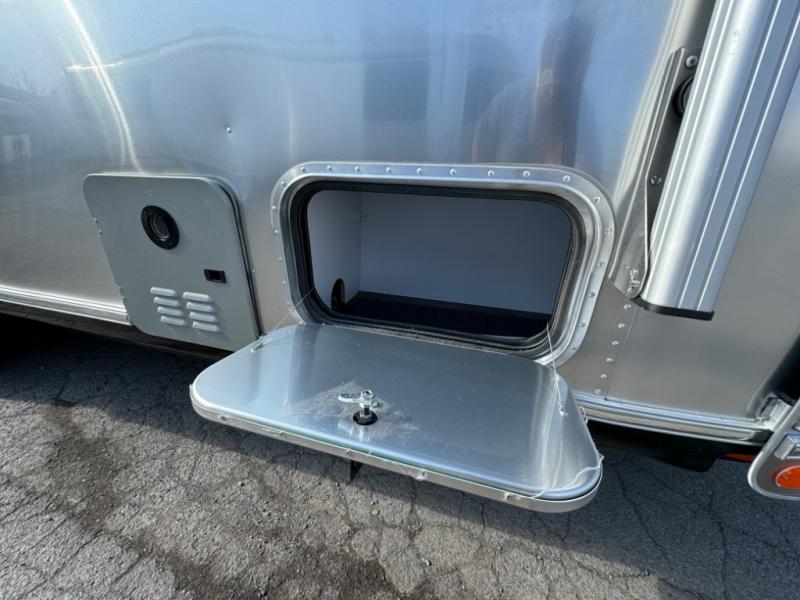 2025 Airstream International photo 21
