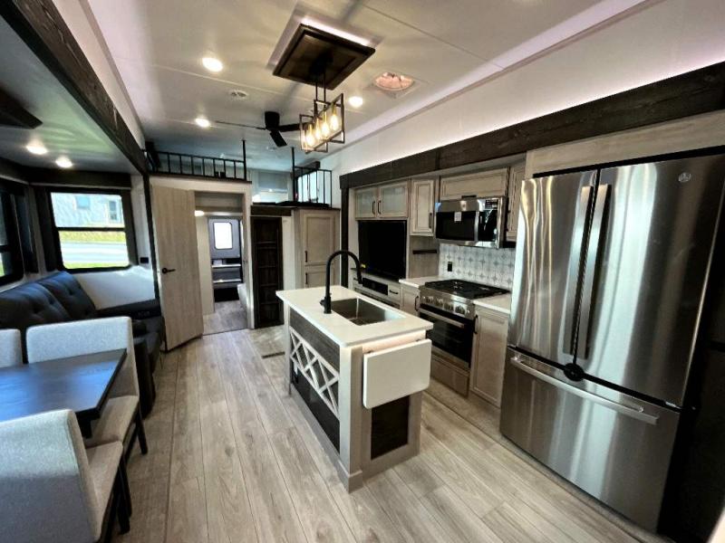 New 2024 Keystone RV Montana High Country 381TB Fifth Wheel At Colton   Unit Photo 202311190239452144828215 