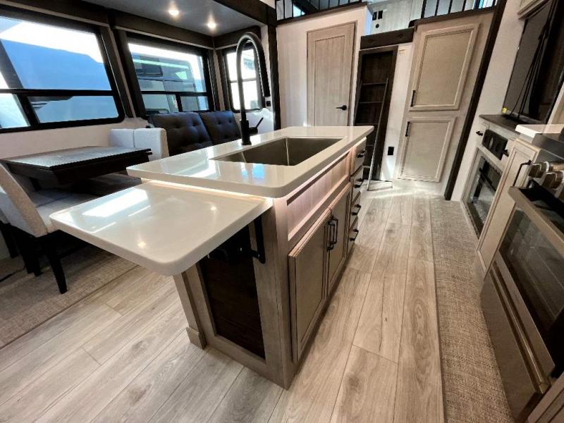 New 2024 Keystone RV Montana High Country 381TB Fifth Wheel at Colton