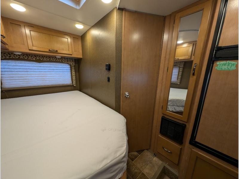 Used 2017 Thor Motor Coach Four Winds 23U Motor Home Class C at