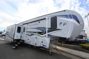 New 2023 Northwood Arctic Fox Grande Ronde 35-5Z Photo