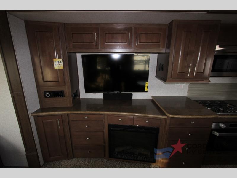 New 2023 Northwood Arctic Fox Grande Ronde 35-5Z Fifth Wheel at