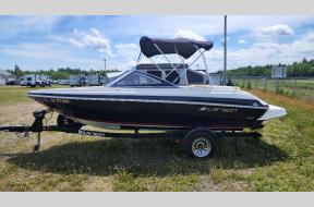 Used 2013 LARSON BOWRIDER 205LX Photo