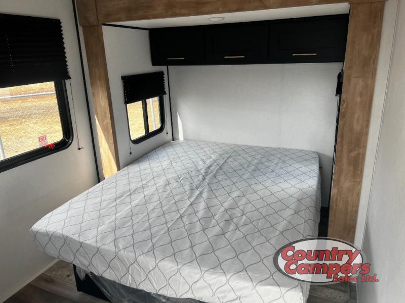 New 2023 Keystone RV Springdale 38BH Destination Trailer at Country ...