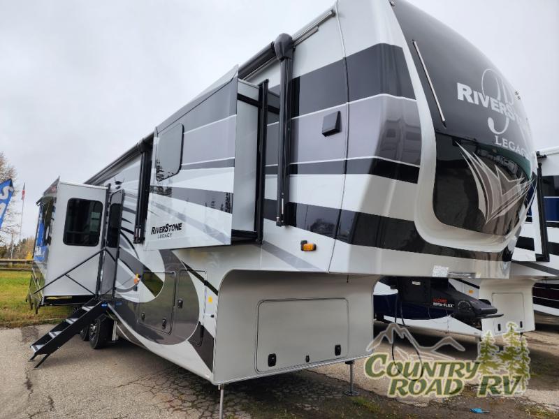 Riverstone 5th wheel