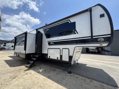 New 2026 East to West Ahara 385DS fifth wheel