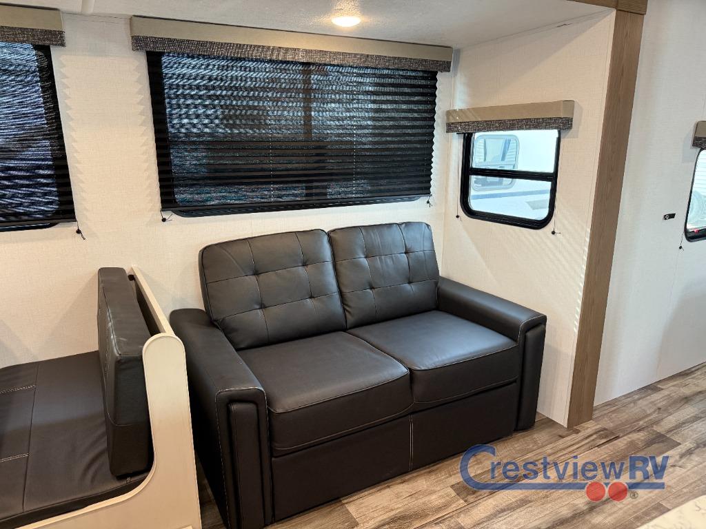 2025 Colorado Colorado photo 4