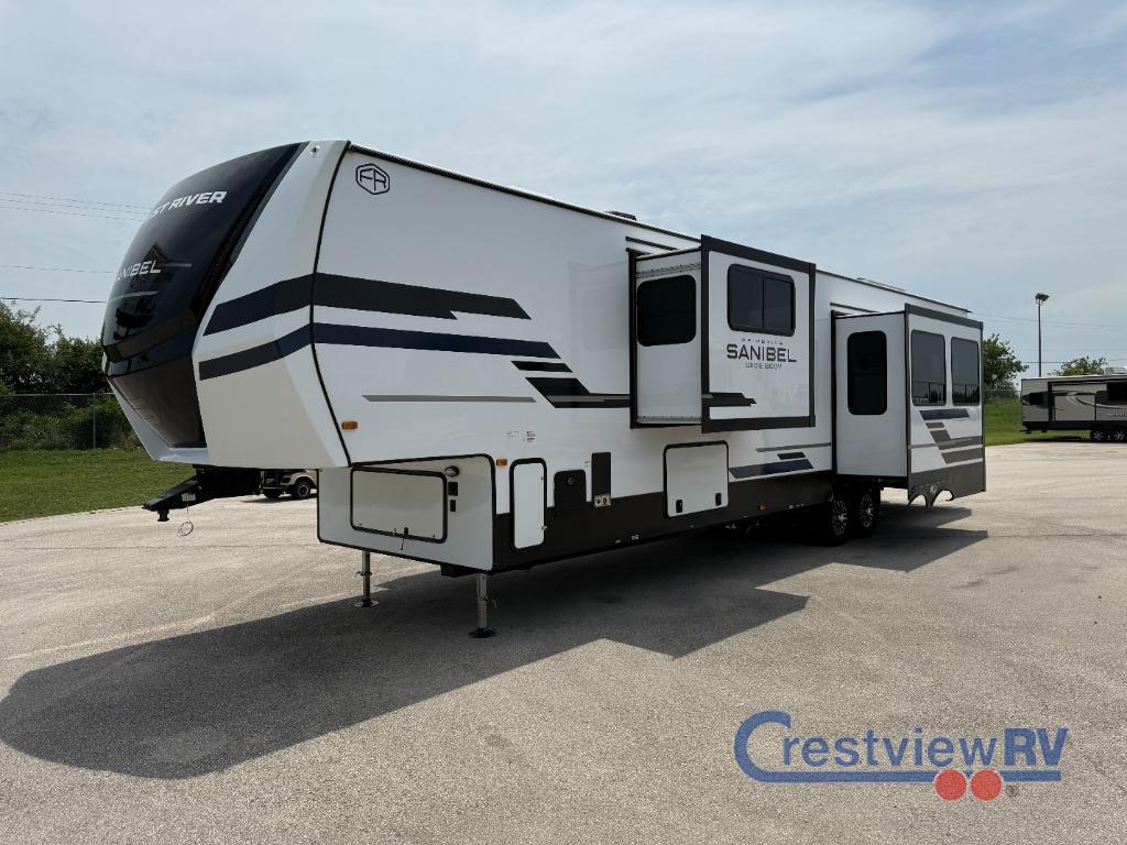 2025 Forest River Sanibel photo 3