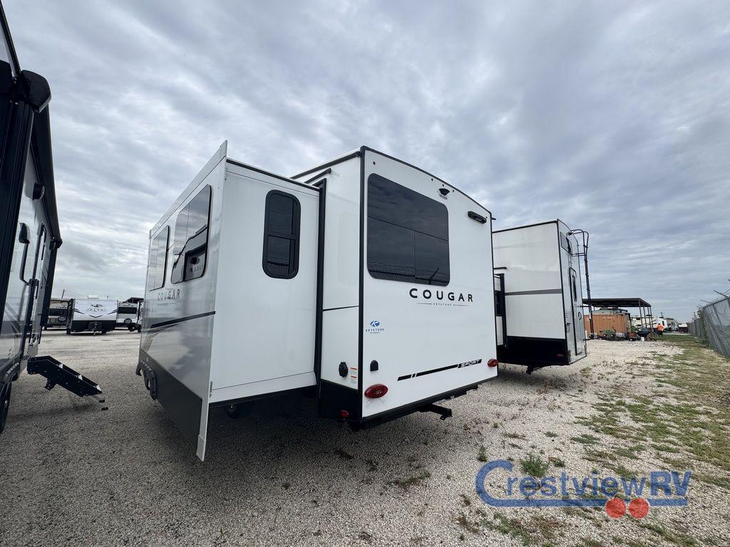 2025 Cougar Cougar photo 3