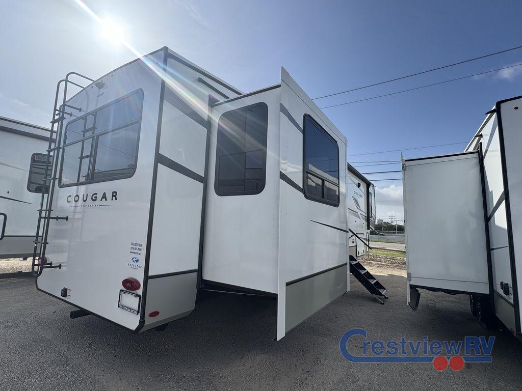 2025 Cougar Cougar photo 2