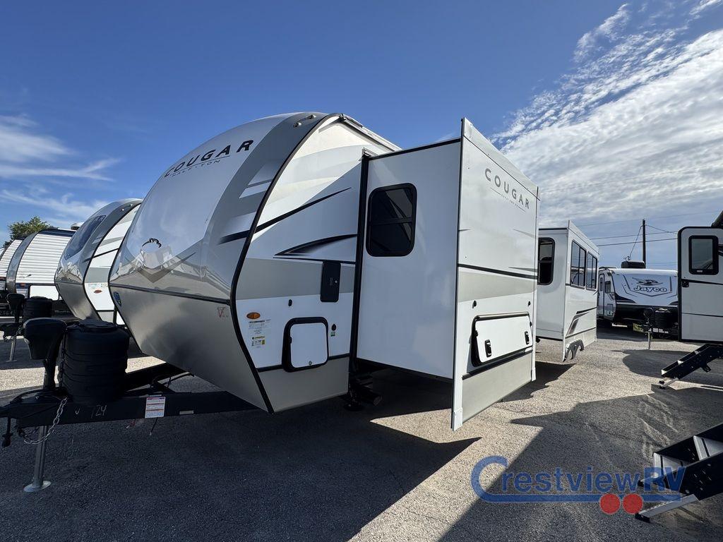 2025 Cougar Cougar photo 2