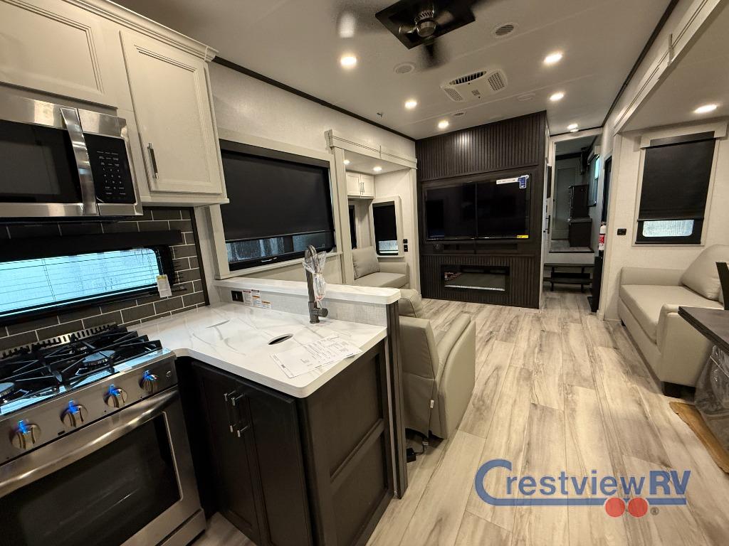 2026 Alpine Alpine photo 4