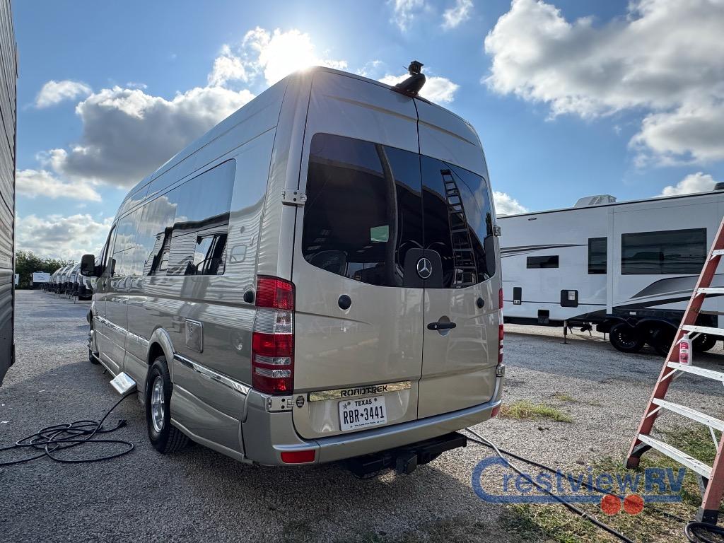 2016 Mercedes Benz Sprinter 3500 photo 3