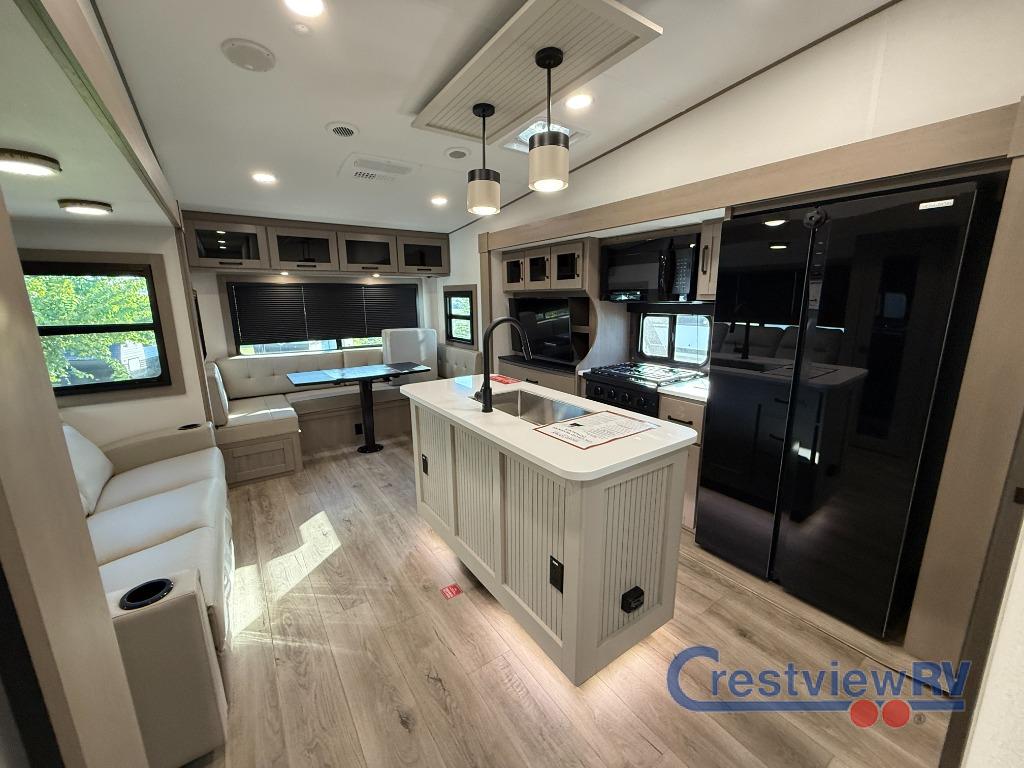 2026 Grand Design Recreational Reflection Narrow Body photo 4