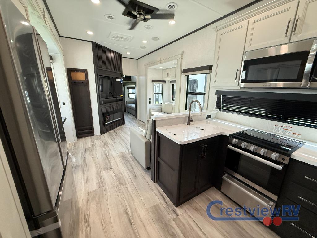 2026 Avalanche Avalanche photo 4