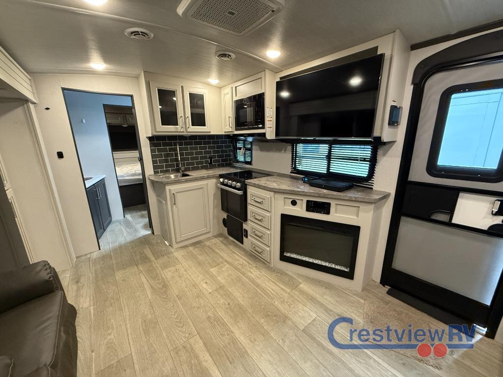 2024 Cougar Cougar photo 4