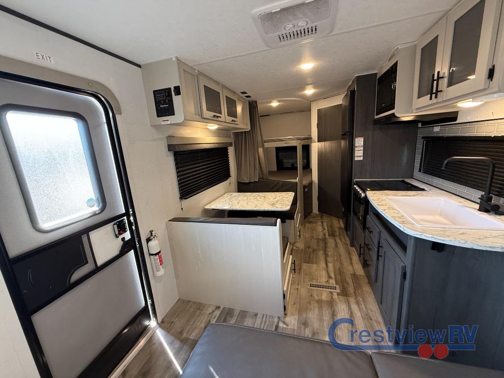 2025 Colorado Colorado photo 4