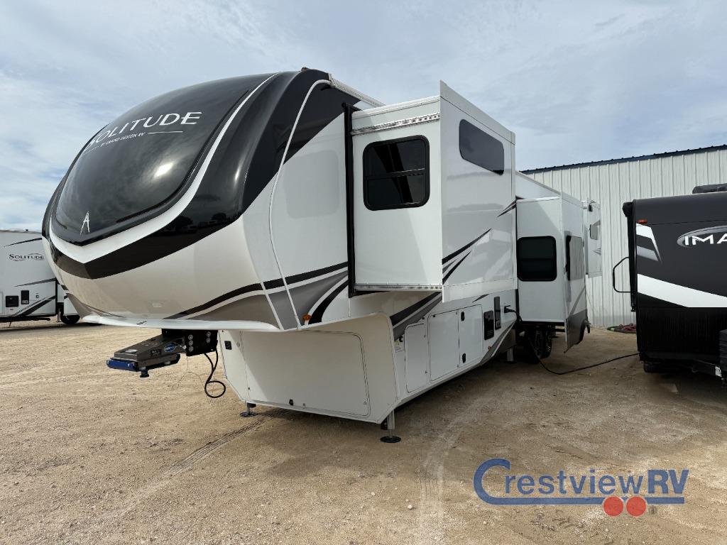 2025 Grand Design Recreational Solitude Wide body photo 3