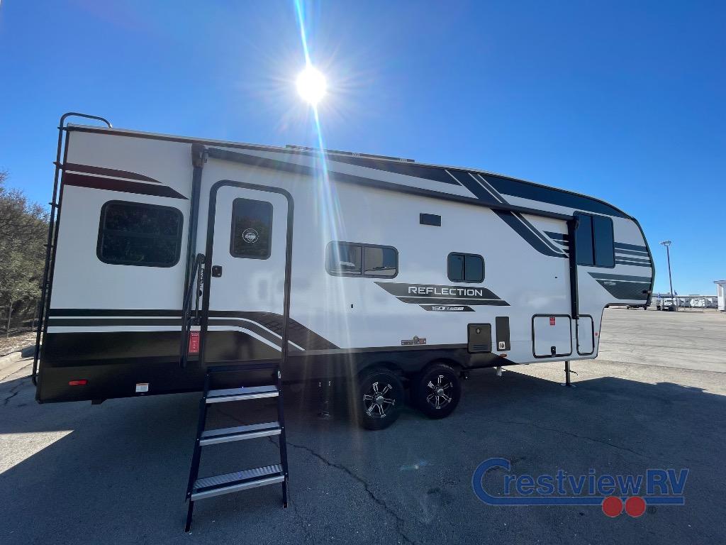 2026 Grand Design Recreational Reflection Narrow Body photo 4